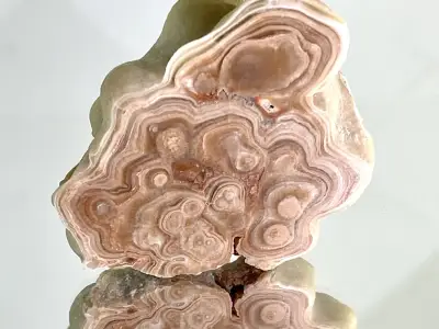 Kalcito-aragonitový sintr